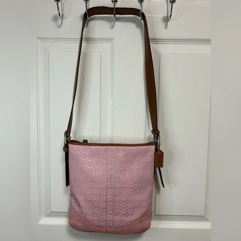 Coach Y2K F10944 Signature Pink Shoulder bag/Crossbody Bag
